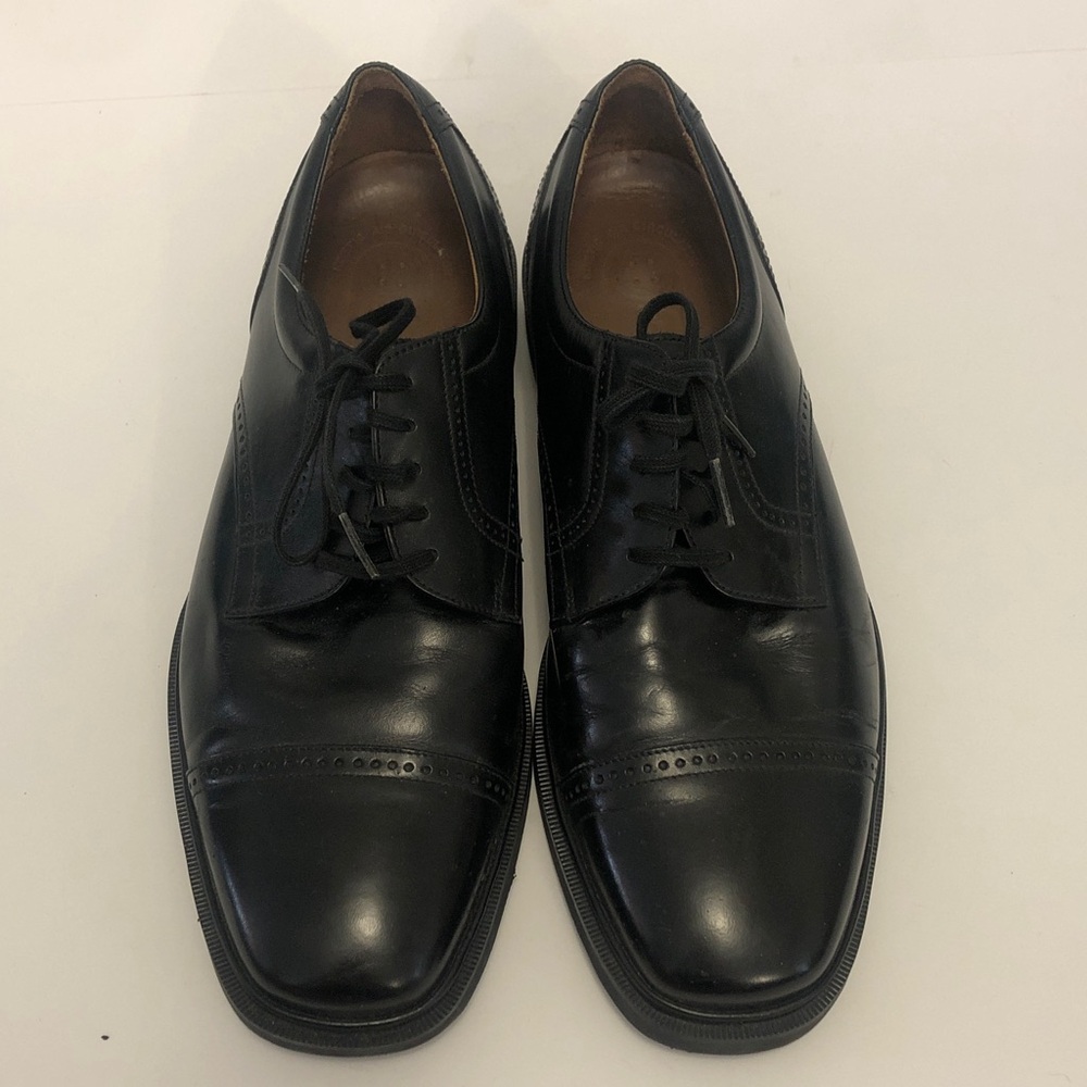Rockport 9.5W Shoes Black Leather Oxford Lace up cap toe Excellent Condition